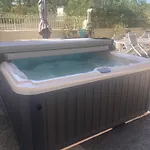 La Maison Du Soleil L Aulhere 3 Etoiles ,maison Familiale 6-7 Personnes, Grand Jacuzzi 6 P * Oloron-Sainte-Marie