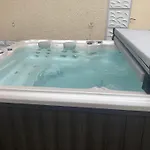 La Maison Du Soleil L Aulhere 3 Etoiles ,maison Familiale 6-7 Personnes, Grand Jacuzzi 6 P Dom wakacyjny *