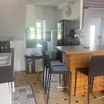 La Maison Du Soleil L Aulhere 3 Etoiles ,maison Familiale 6-7 Personnes, Grand Jacuzzi 6 P Oloron-Sainte-Marie