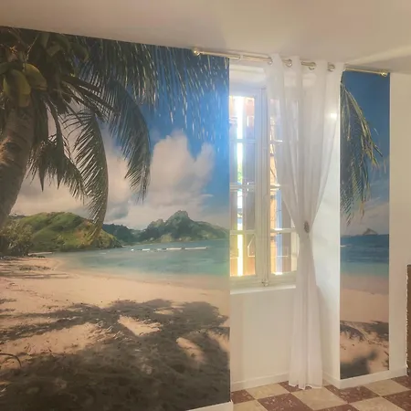 La Maison Du Soleil L Aulhere 3 Etoiles ,maison Familiale 6-7 Personnes, Grand Jacuzzi 6 P 別荘 *