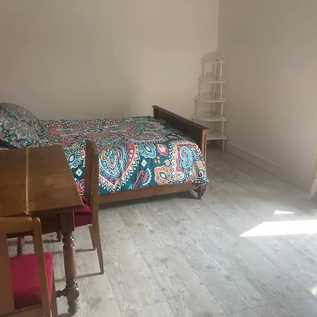بيت للعطل La Maison Du Soleil L Aulhere 3 Etoiles ,maison Familiale 6-7 Personnes, Grand Jacuzzi 6 P أُلورو سات ماري