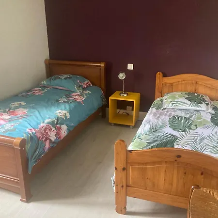 بيت للعطل La Maison Du Soleil L Aulhere 3 Etoiles ,maison Familiale 6-7 Personnes, Grand Jacuzzi 6 P أُلورو سات ماري
