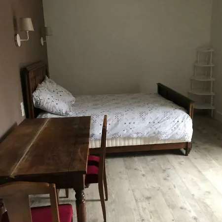 La Maison Du Soleil L Aulhere 3 Etoiles ,maison Familiale 6-7 Personnes, Grand Jacuzzi 6 P