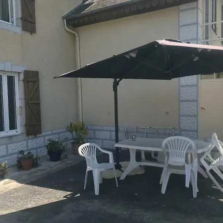 La Maison Du Soleil L Aulhere 3 Etoiles ,maison Familiale 6-7 Personnes, Grand Jacuzzi 6 P オロロン・サント・マリー