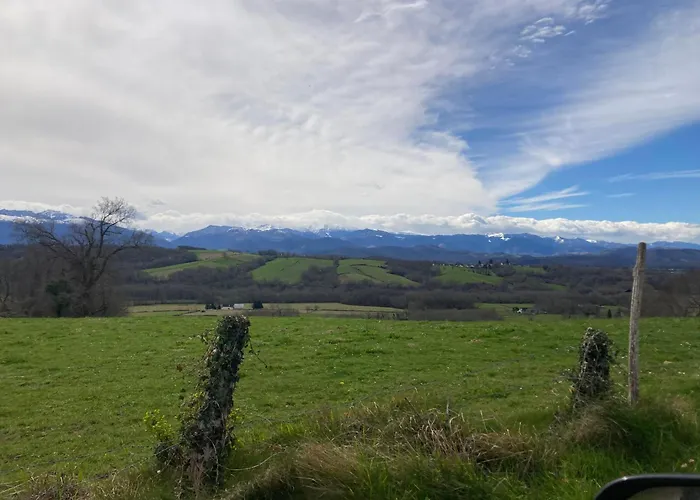 La Maison Du Soleil L Aulhere 3 Etoiles ,maison Familiale 6-7 Personnes, Grand Jacuzzi 6 P Nyaraló Oloron-Sainte-Marie